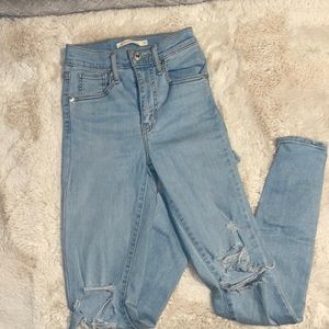 Size 24 Mile High Super Skinny Levi jeans